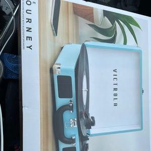 Victrola record player